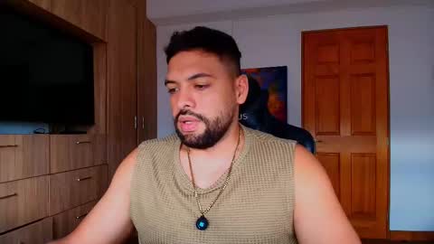 jerome3773 online show from December 15, 6:38 pm