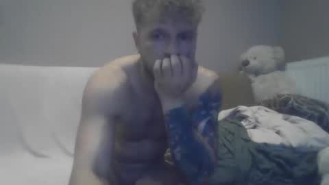 jerryalise online show from December 11, 2:32 am