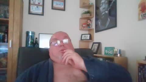 Snapshot of jerseyhammer01 chatting on October 2, 7:34 am Harry online show from October 2, 7:34 am