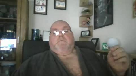 Snapshot of jerseyhammer01 chatting on December 30, 9:05 am Harry online show from December 30, 9:05 am