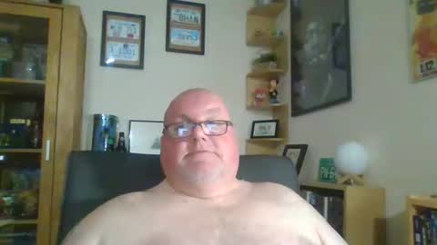 Snapshot of jerseyhammer01 chatting on January 16, 6:59 pm Harry online show from January 16, 6:59 pm