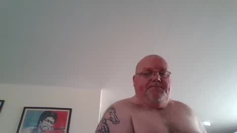 Snapshot of jerseyhammer01 chatting on February 22, 8:29 am Harry online show from February 22, 8:29 am