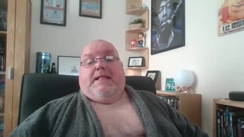 Snapshot of jerseyhammer01 chatting on December 24, 10:55 am Harry online show from December 24, 10:55 am