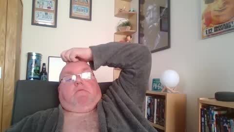 Snapshot of jerseyhammer01 chatting on February 28, 7:58 am Harry online show from February 28, 7:58 am