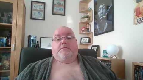 Snapshot of jerseyhammer01 chatting on January 25, 10:51 am Harry online show from January 25, 10:51 am