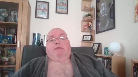 Snapshot of jerseyhammer01 chatting on February 27, 8:39 am Harry online show from February 27, 8:39 am