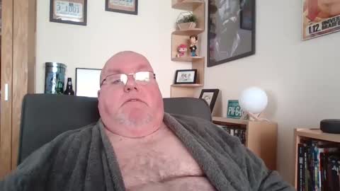 Snapshot of jerseyhammer01 chatting on March 11, 8:20 am Harry online show from March 11, 8:20 am