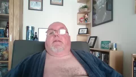 Snapshot of jerseyhammer01 chatting on September 11, 7:51 am Harry online show from September 11, 7:51 am