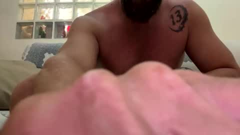 jesaj online show from April 13, 3:45 pm