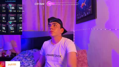Snapshot of jey_keler chatting on March 4, 2:49 am jey keler online show from March 4, 2:49 am