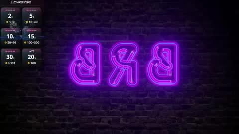 jhay_wheeler777 online show from May 29, 7:35 pm