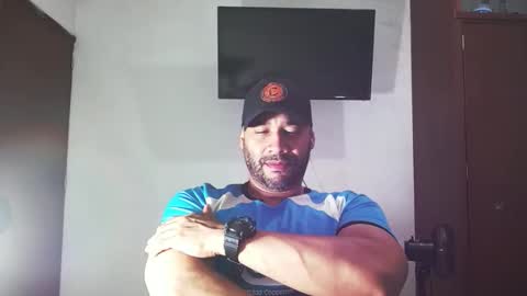 En moreno online show from December 15, 9:56 pm