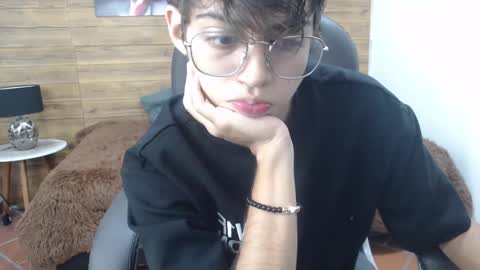 Jhoel online show from March 8, 12:39 pm