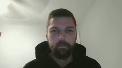 jholls online show from January 31, 2:15 am