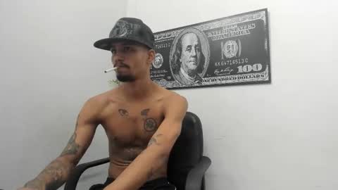 jhonson821 online show from November 27, 7:01 am