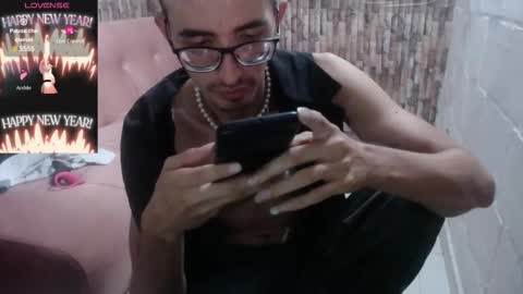 jhosuamoore2 online show from October 5, 2:37 am