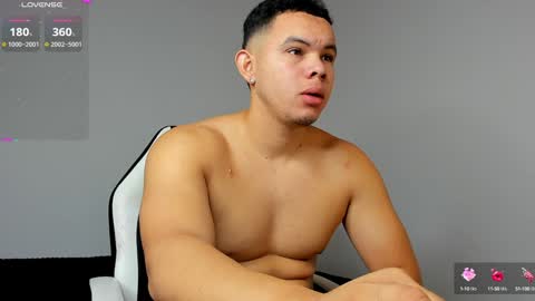 Jhonatan80  online show from December 7, 7:16 am