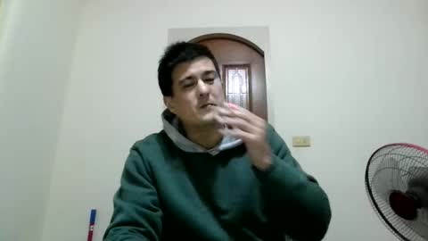 jhwozy online show from December 21, 1:53 pm