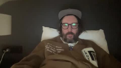 Snapshot of jimboo400 chatting on December 5, 9:17 pm jimboo400 online show from December 5, 9:17 pm