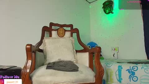 Jimm  Independent Model  online show from September 30, 12:31 pm