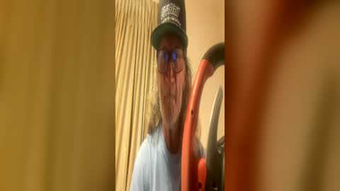 jimmyj249 online show from June 17, 3:19 am