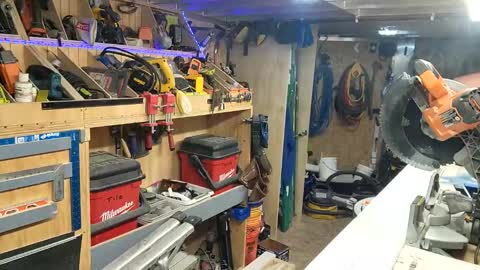 Jizzy Blue online show from February 23, 2:14 am