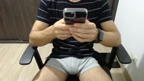Snapshot of jjrod91 chatting on March 1, 1:32 am Jon online show from March 1, 1:32 am