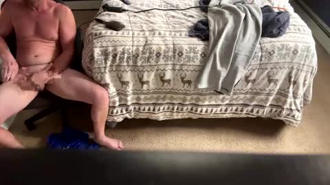 jjunior420 online show from December 31, 6:46 pm