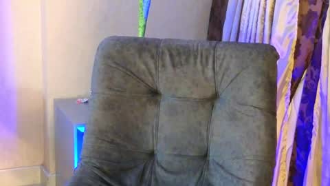 JOAN SAENZ online show from October 12, 1:32 am