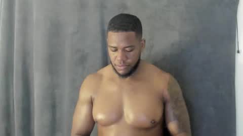 JOAN SAENZ online show from February 3, 4:32 am