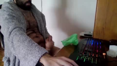 Snapshot of joaodias_18 chatting on March 5, 3:07 pm joaodias_18 online show from March 5, 3:07 pm