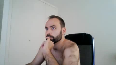 joaodias_18 online show from June 9, 1:13 pm