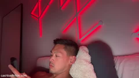 jockb8tor online show from April 25, 6:49 am