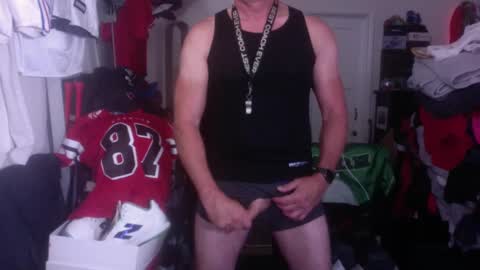 Snapshot of jockdad87 chatting on September 14, 10:12 pm JockDad87 online show from September 14, 10:12 pm