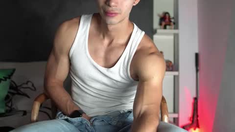 joe_steel1 online show from April 10, 11:01 pm