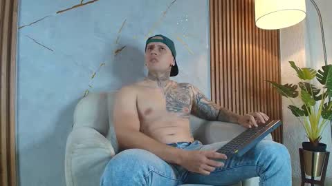     online show from October 13, 4:18 am