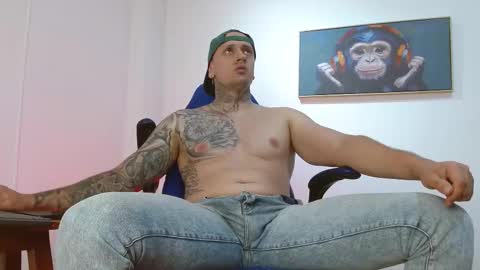     online show from March 5, 6:42 am