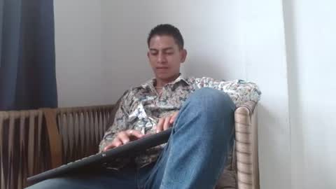 johan online show from July 8, 7:07 pm