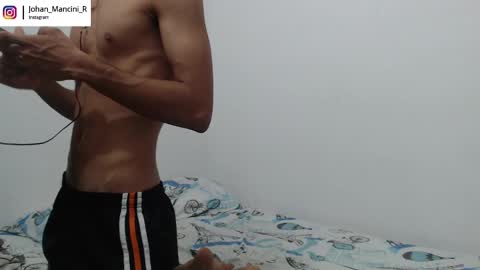 johan_mancini_r online show from January 3, 7:29 pm