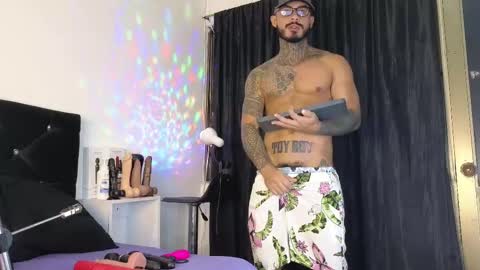 John  online show from February 26, 11:09 am