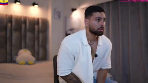 john online show from February 16, 10:30 pm