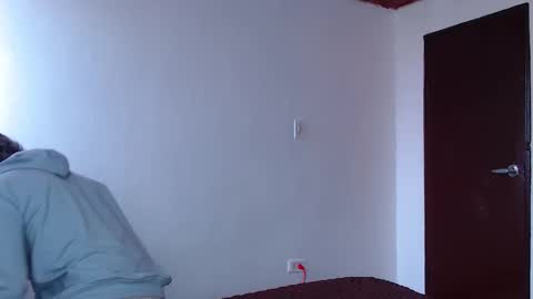 Snapshot of john_vichenso chatting on October 19, 4:54 pm John Vichenso online show from October 19, 4:54 pm
