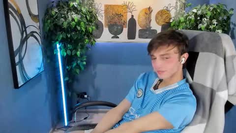 John online show from September 25, 4:28 pm