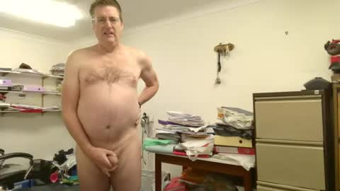 johnathan_stuart33 online show from January 7, 8:26 am