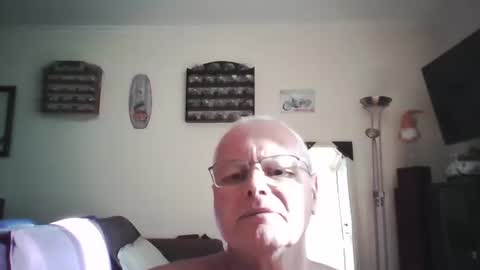 johndesnudado online show from October 13, 4:46 pm