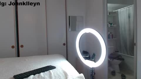 john online show from March 25, 5:50 pm