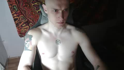 Johnny online show from November 4, 4:30 pm