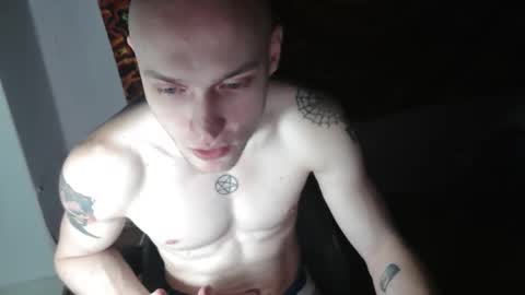 Johnny online show from October 31, 4:10 pm