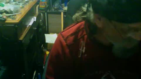 johnnyshung1 online show from December 1, 2:47 am