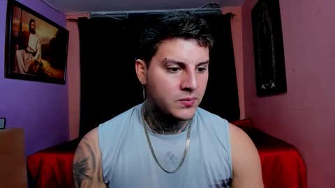 Johny online show from December 5, 1:46 am